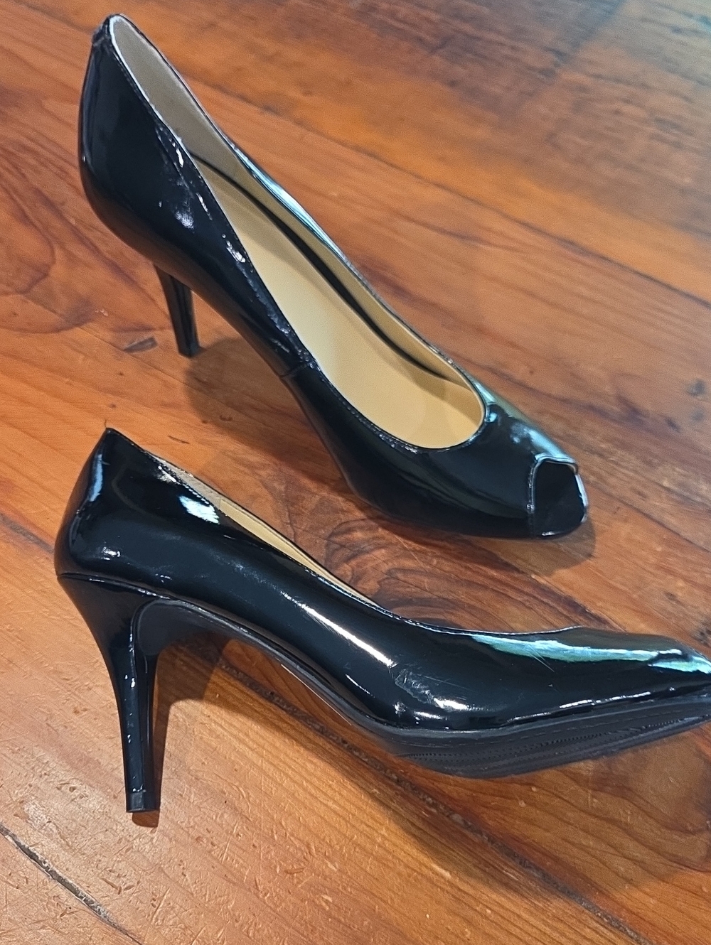 Liz Clairborne Black Patton Pumps Size 8 1/2